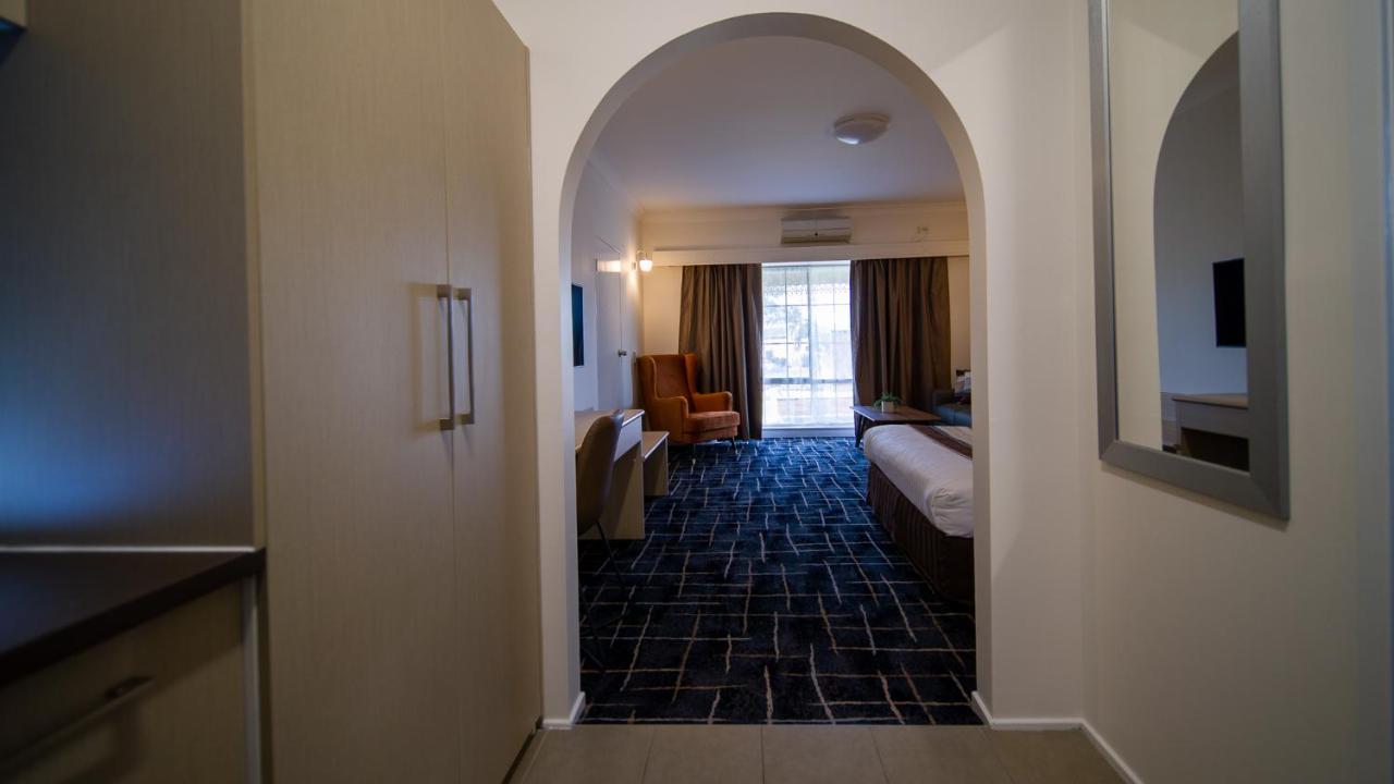 Hamilton'S Queanbeyan Motel Bagian luar foto