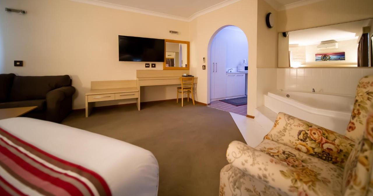 Hamilton'S Queanbeyan Motel Bagian luar foto