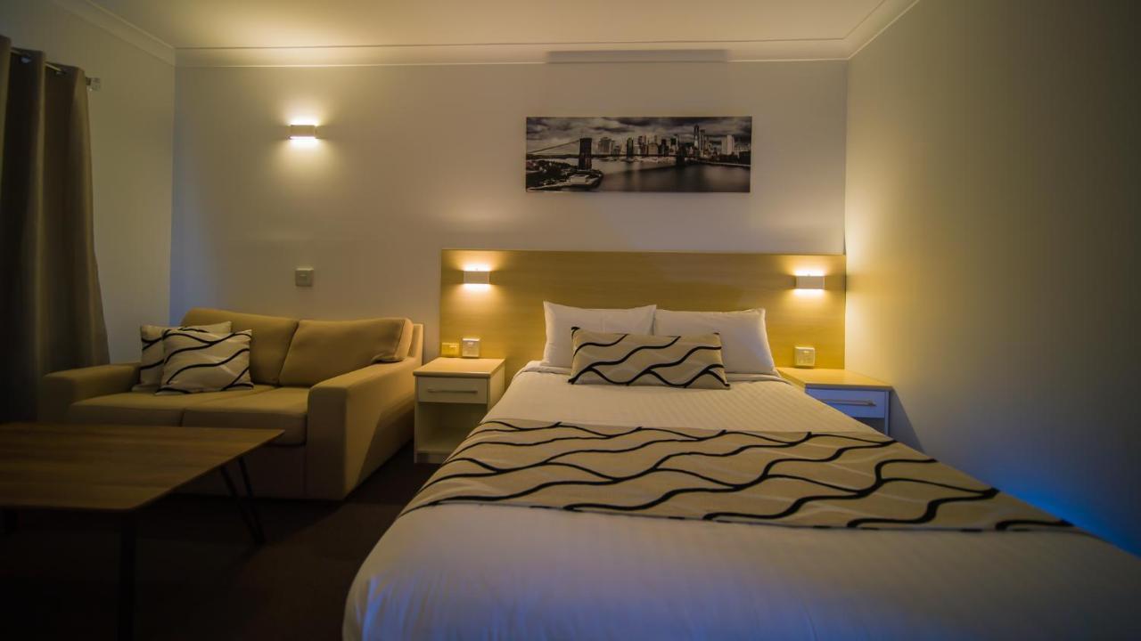 Hamilton'S Queanbeyan Motel Bagian luar foto
