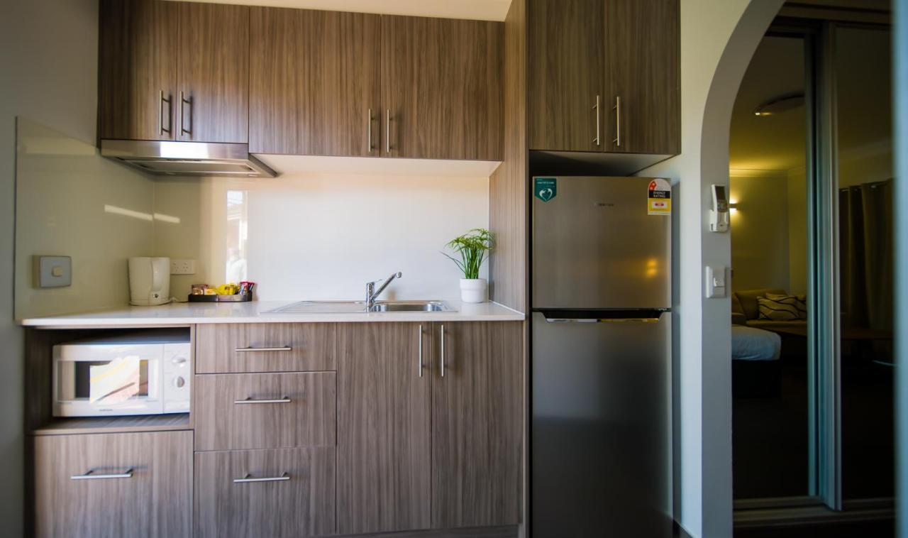 Hamilton'S Queanbeyan Motel Bagian luar foto