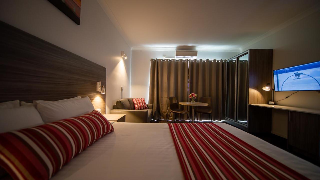 Hamilton'S Queanbeyan Motel Bagian luar foto