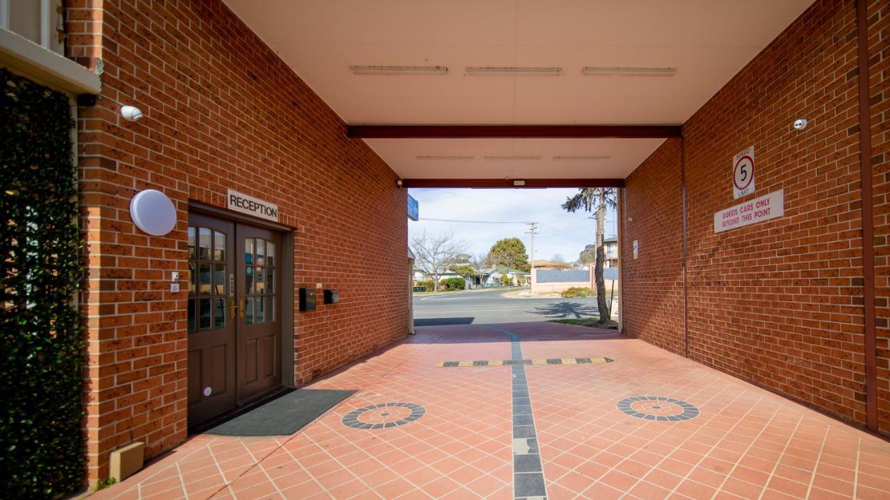 Hamilton'S Queanbeyan Motel Bagian luar foto