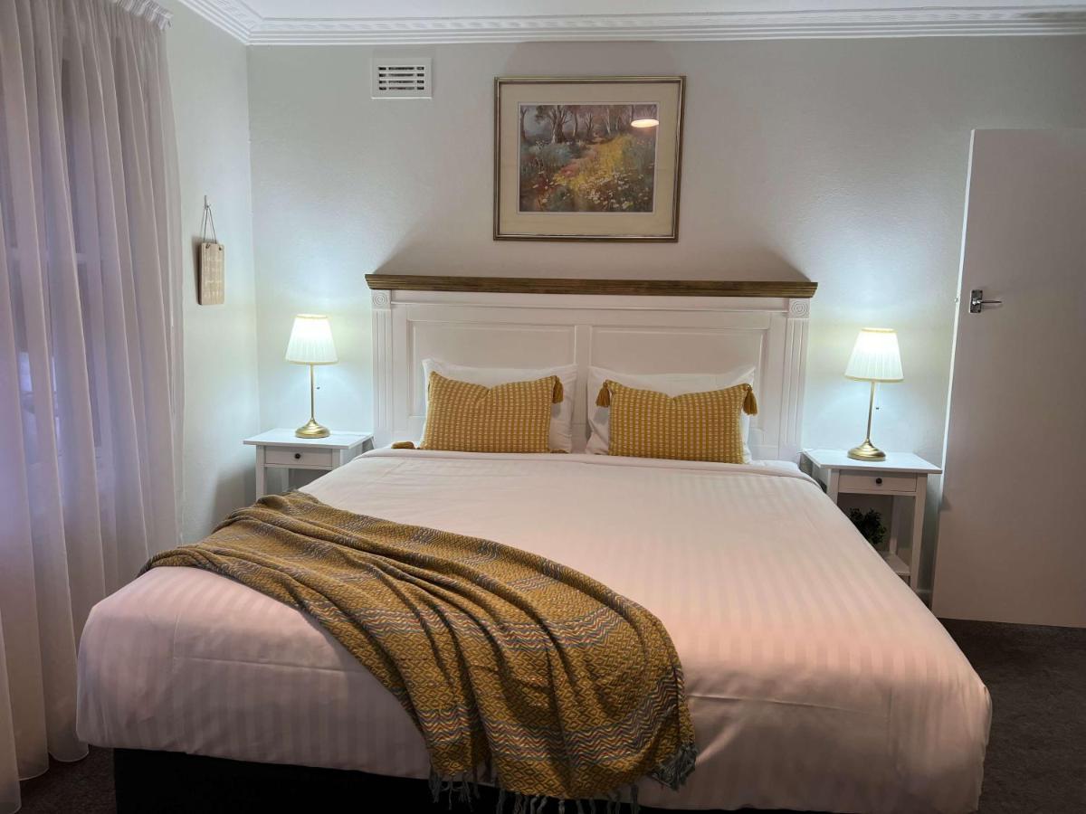 Hamilton'S Queanbeyan Motel Bagian luar foto