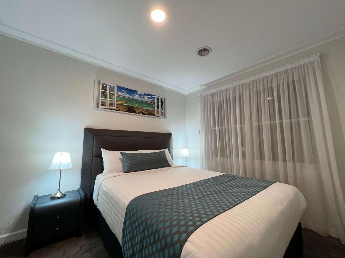 Hamilton'S Queanbeyan Motel Bagian luar foto