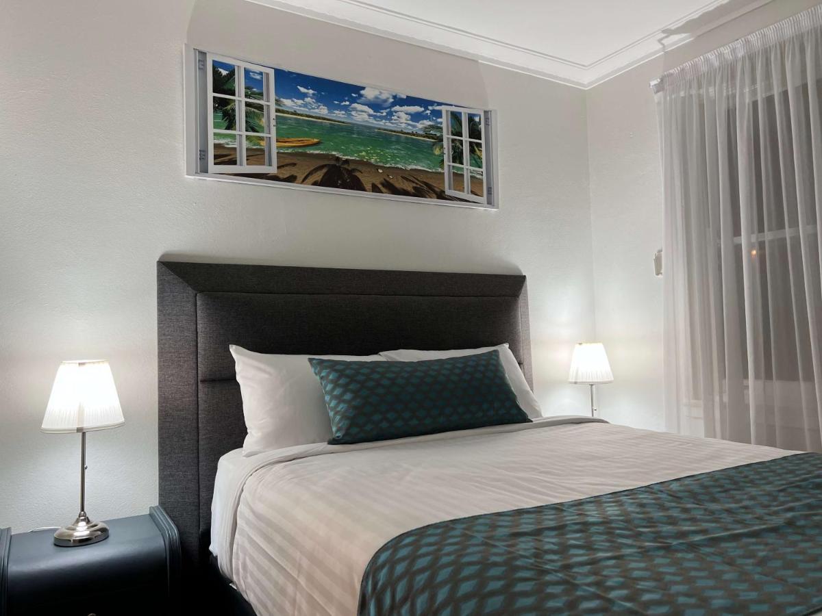 Hamilton'S Queanbeyan Motel Bagian luar foto