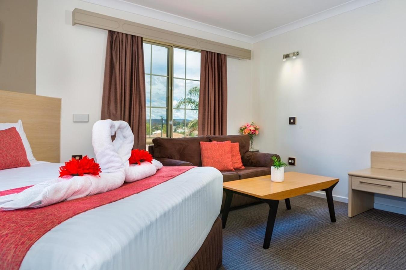 Hamilton'S Queanbeyan Motel Bagian luar foto